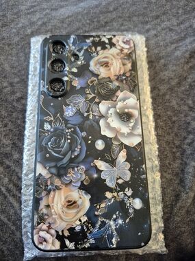 Floral Black & Gold Decorative Phone Case - Elegant Butterfly Design